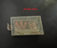 levá krytka osvětlení SPZ - ORIGINÁLNÍ DÍL